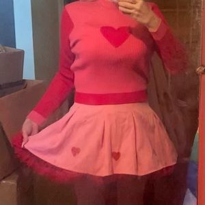 NWT - Two Tone Red & Pink Heart Pattern Sweater - L